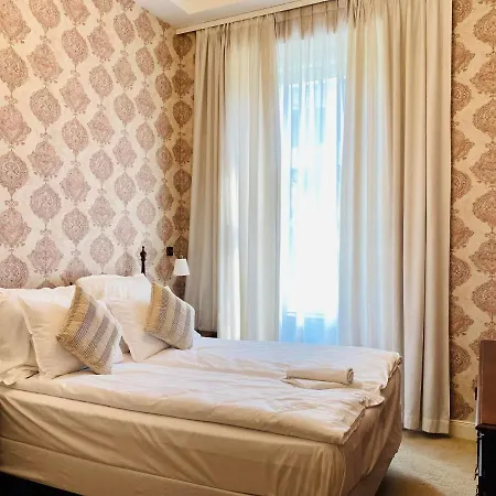 Πανσιόν Opera16 Guestrooms Βουδαπέστη