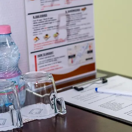 Opera16 Guestrooms Πανσιόν