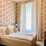 Casa de hóspedes Opera16 Guestrooms Budapeste
