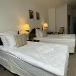 Opera16 Guestrooms 4* 부다페스트