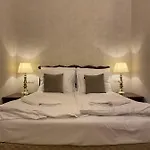 Opera16 Guestrooms 부다페스트