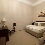 Casa de hóspedes Opera16 Guestrooms Budapeste
