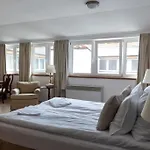 Opera16 Guestrooms