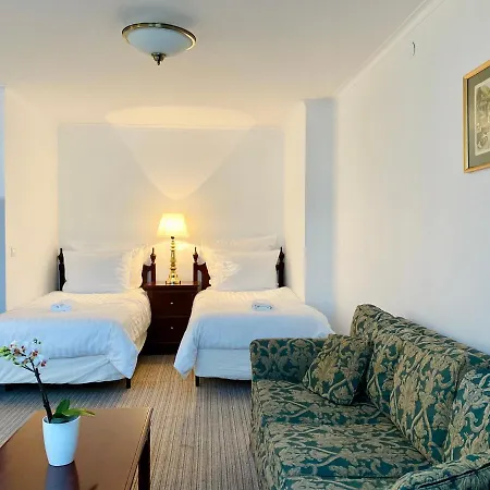 Opera16 Guestrooms 4* Budapešť