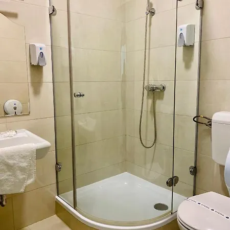 Opera16 Guestrooms Pensionat Budapest