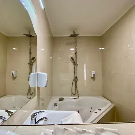 Pensión Opera16 Guestrooms