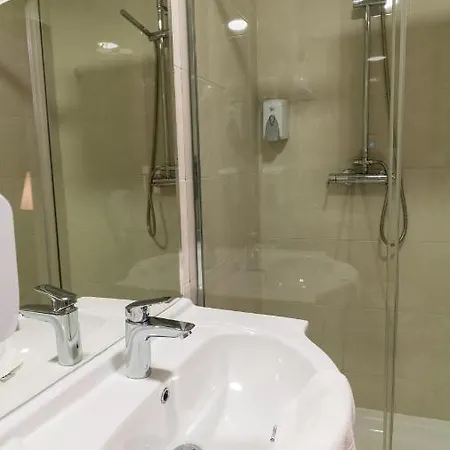 Opera16 Guestrooms Budapest