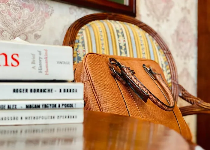 Opera16 Guestrooms Budapest