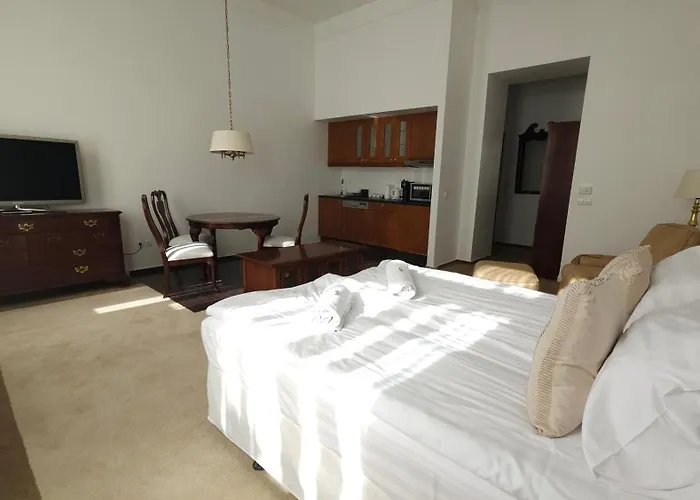 Opera16 Guestrooms Pensionat