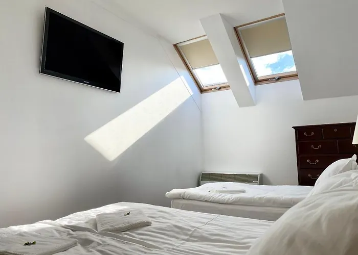 Opera16 Guestrooms 4* 布达佩斯