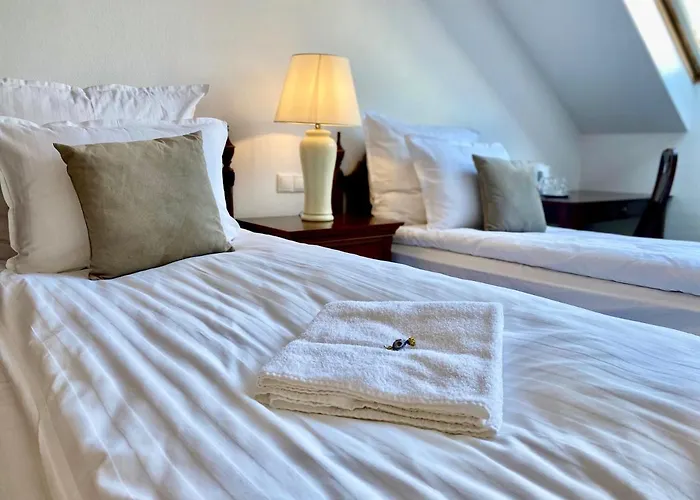 Opera16 Guestrooms 4* Budapešť