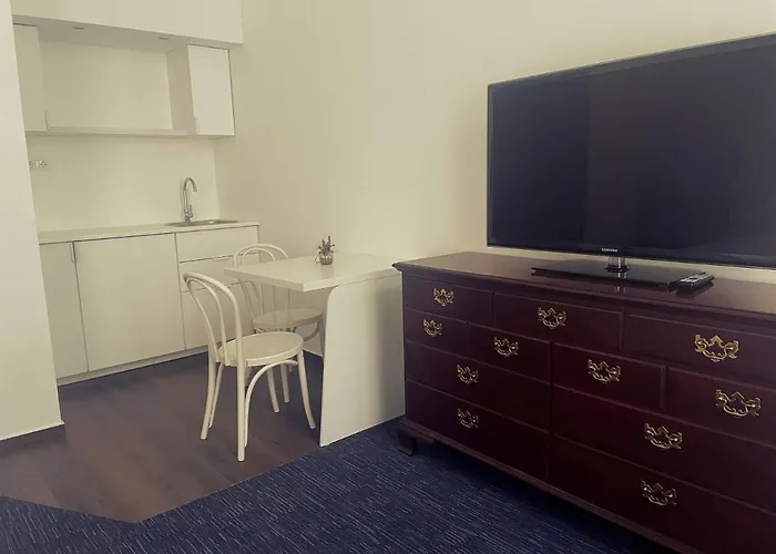 Opera16 Guestrooms 4* Budapešť