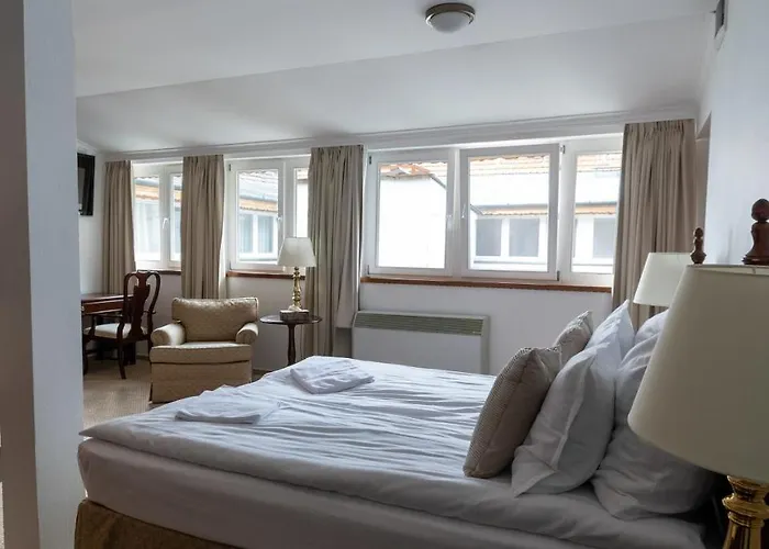 Opera16 Guestrooms