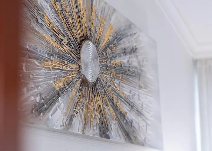 Opera16 Guestrooms 4*