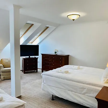 Opera16 Guestrooms Casa de hóspedes 4*